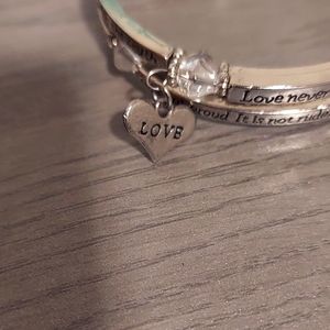 Bible verse Silver  bracelet, Corinthians 13:4-8 Religious ( Love)